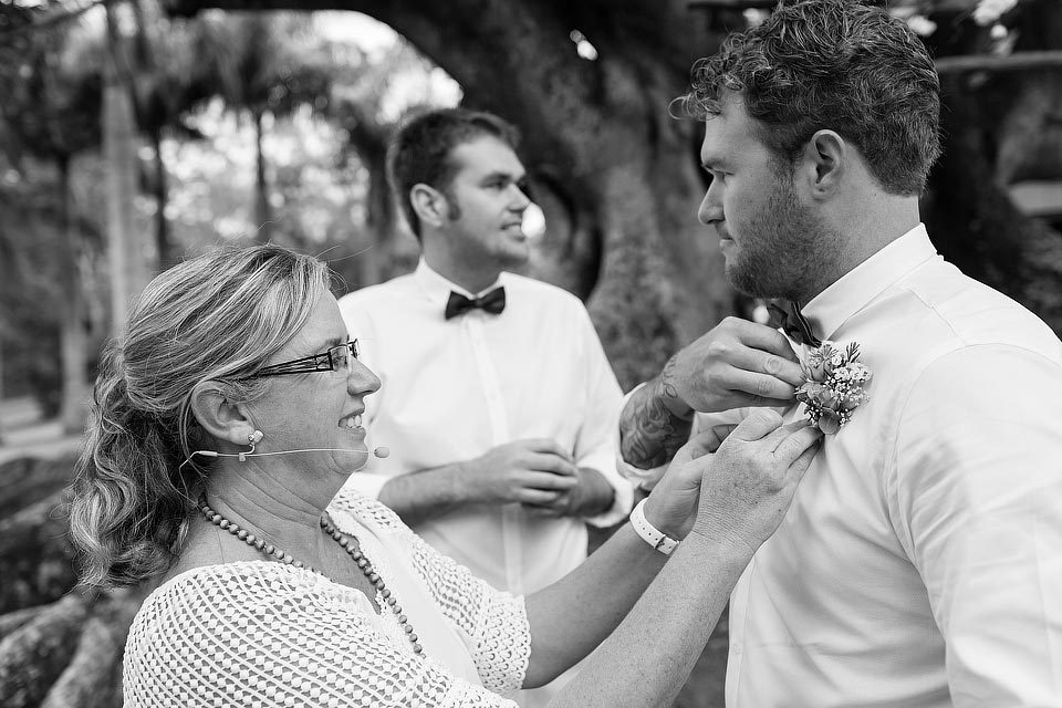 8 steps to booking your byron bay wedding celebrant 2
